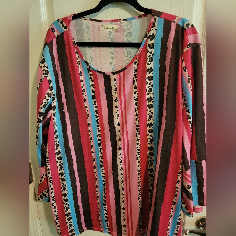 XXXL Southern Stich top with bell sleeves